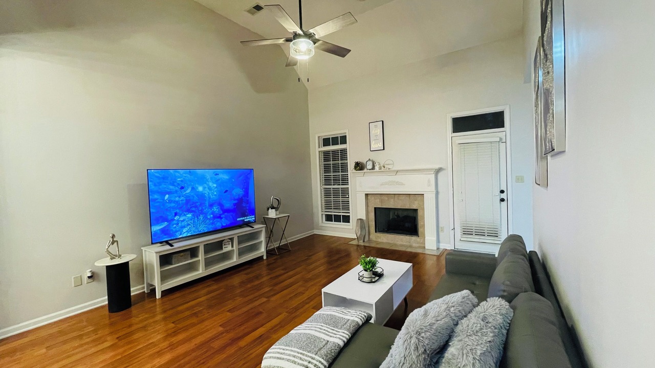 Photo of Livingroom in Jackson