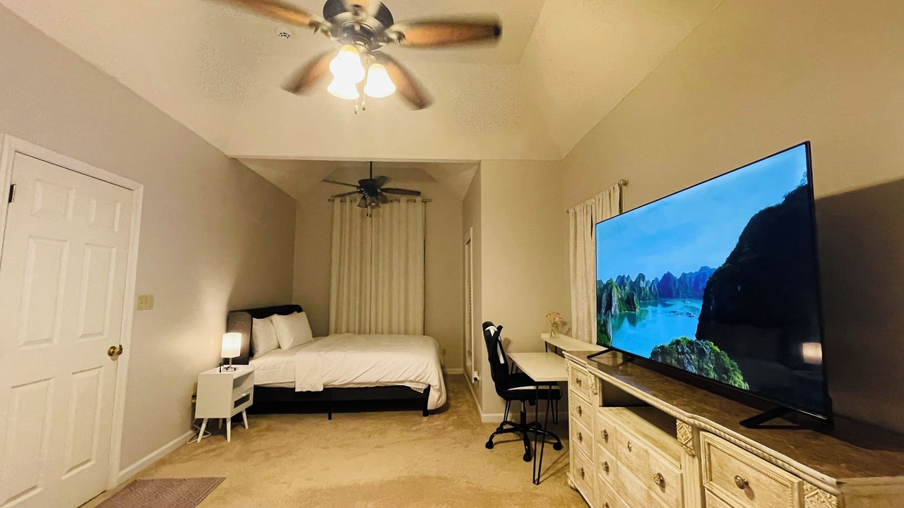 Photo of Bedroom in Jackson
