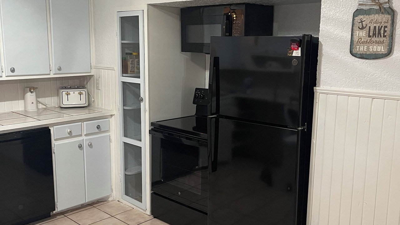 Photo of Kitchen in Silver