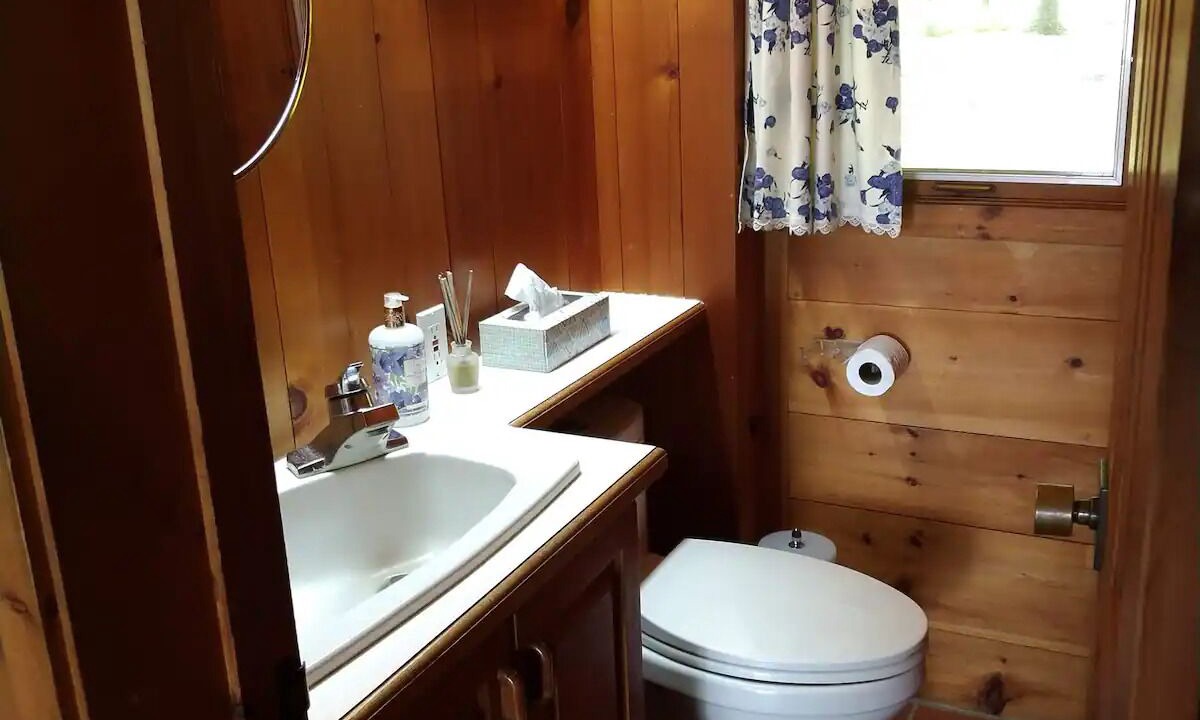 Photo of Bathroom in L'Ile-Bizard