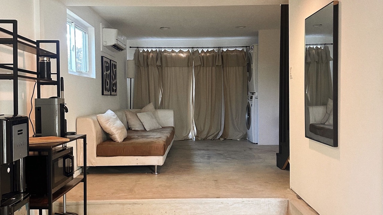 Photo of Livingroom in Pittsburg