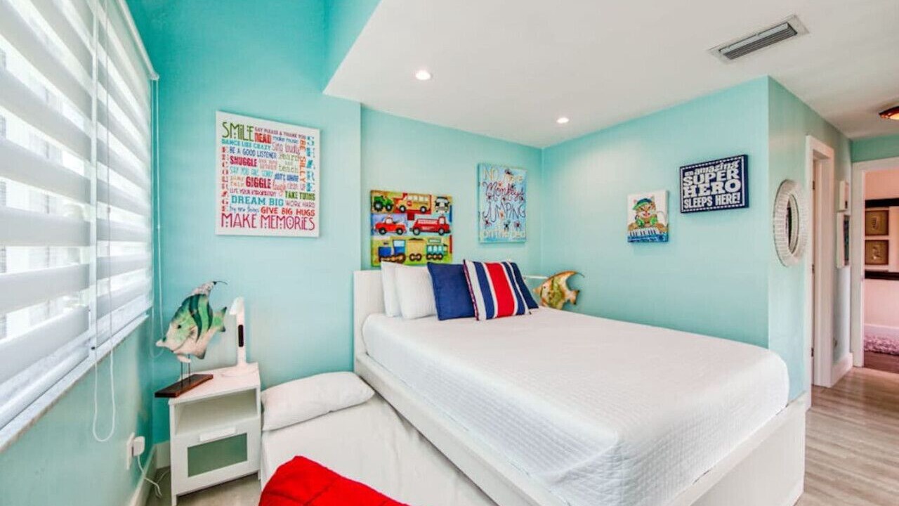 Photo of Bedroom in Twin Lakes