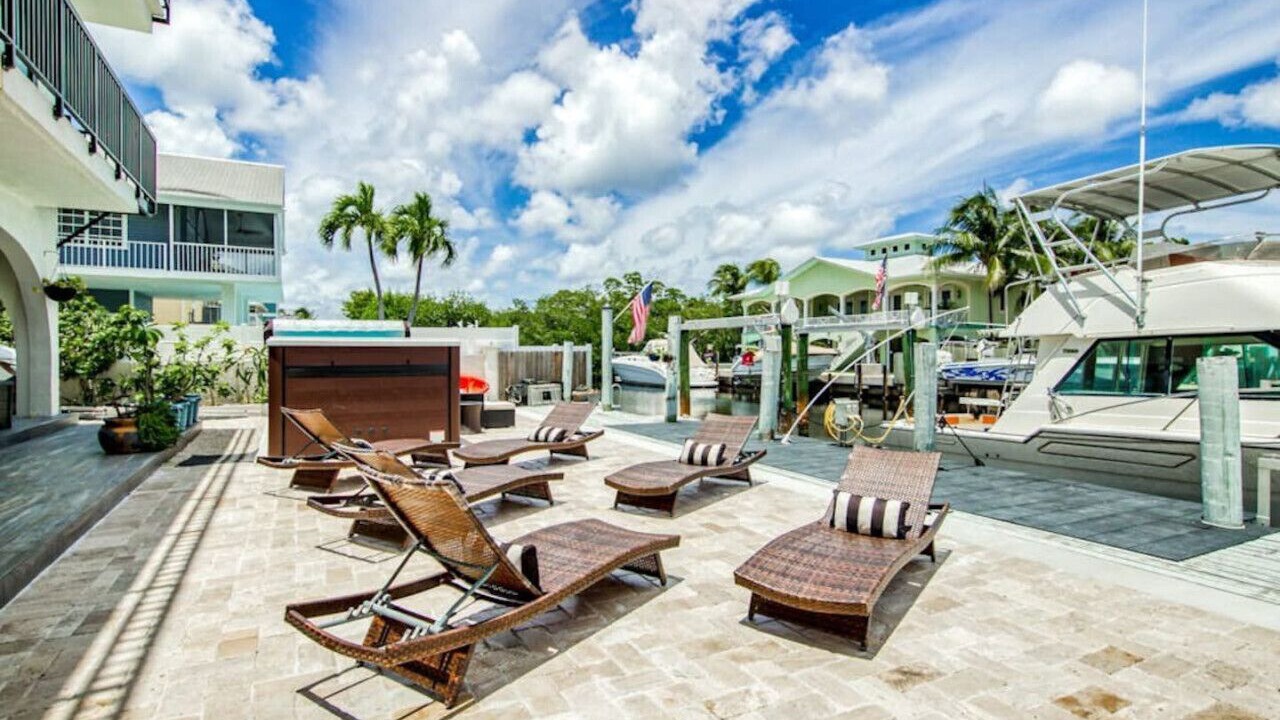 Photo of Patio Balcony in Twin Lakes