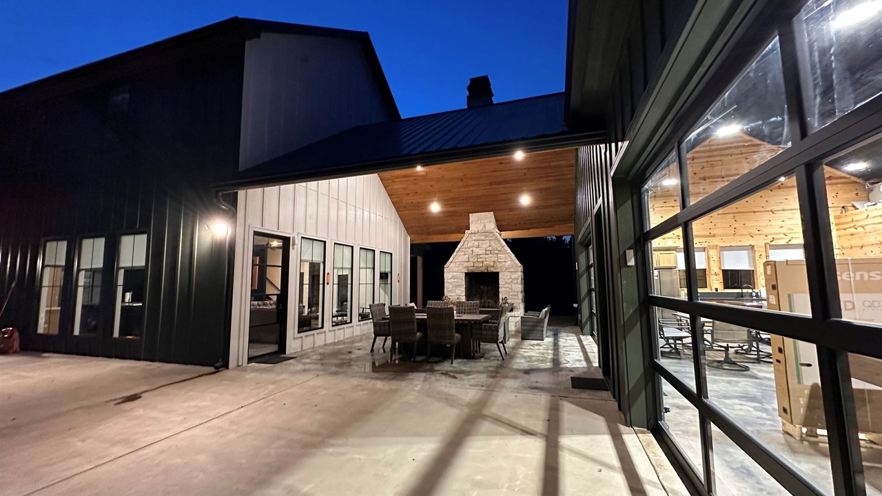Photo of Outdoor in Kirby