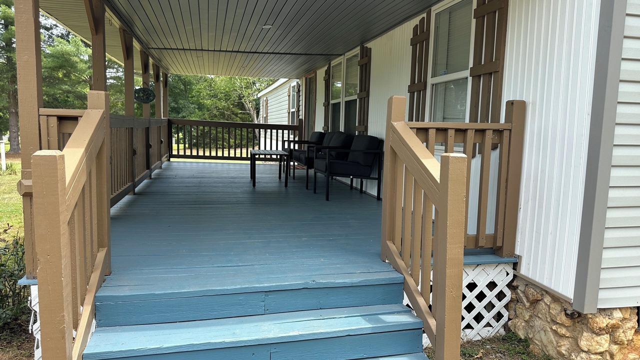 Photo of Patio Balcony in Ether