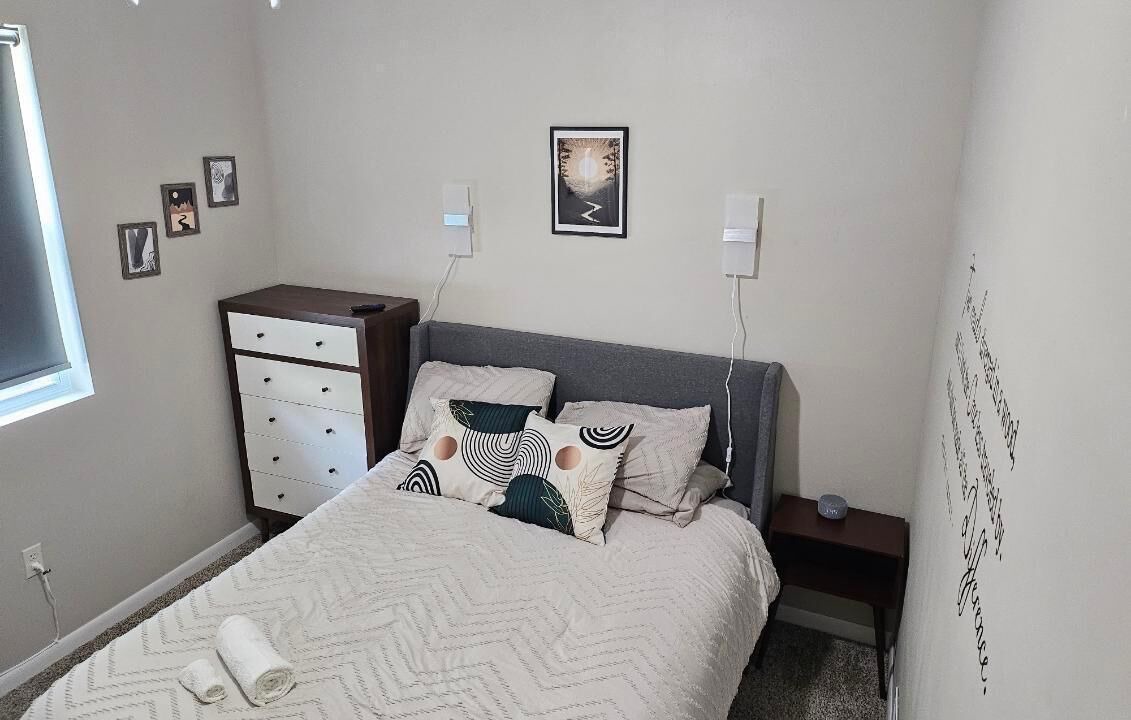 Photo of Bedroom in Akron