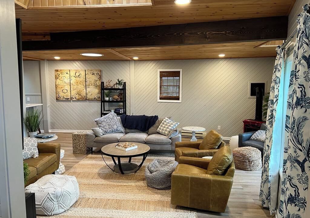 Photo of Livingroom in Wautoma