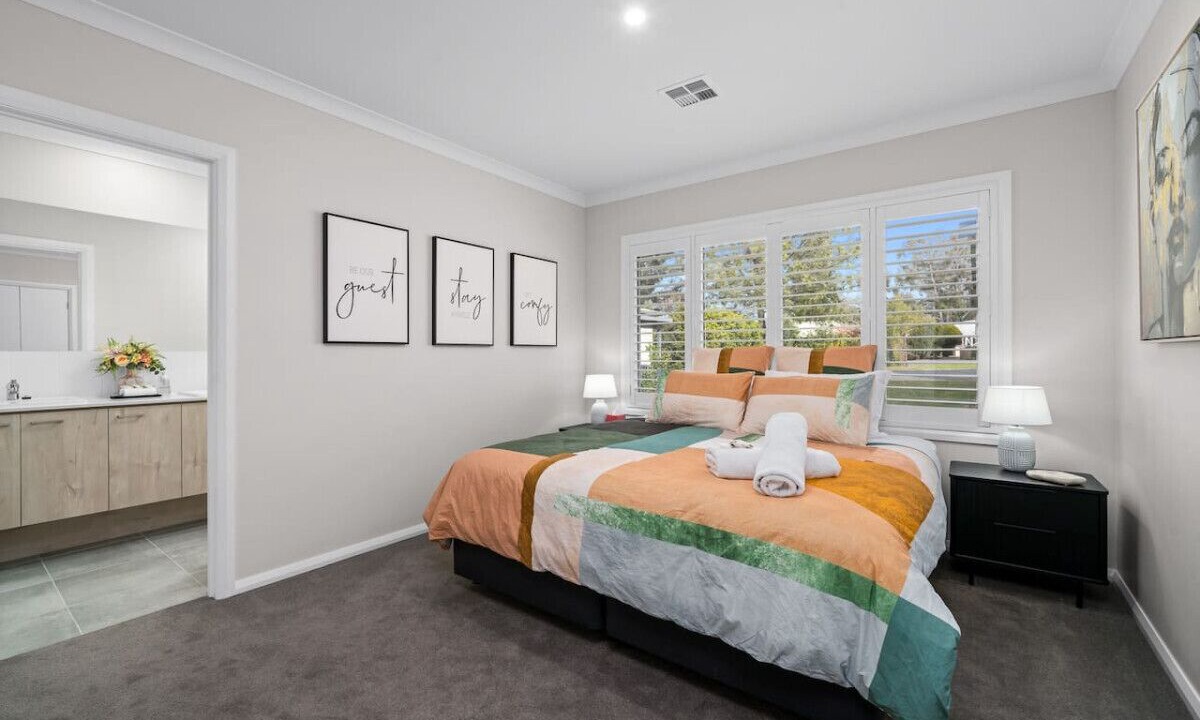 Photo of Bedroom in Lake Hume Village