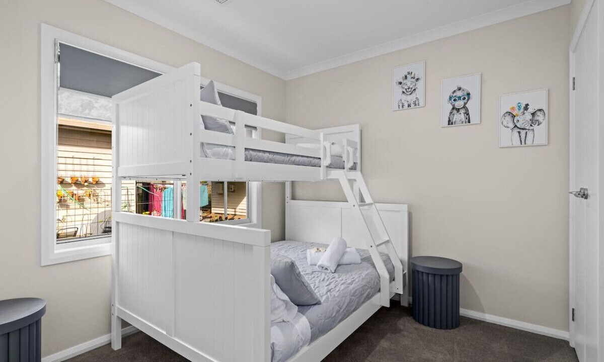 Photo of Bedroom in Lake Hume Village