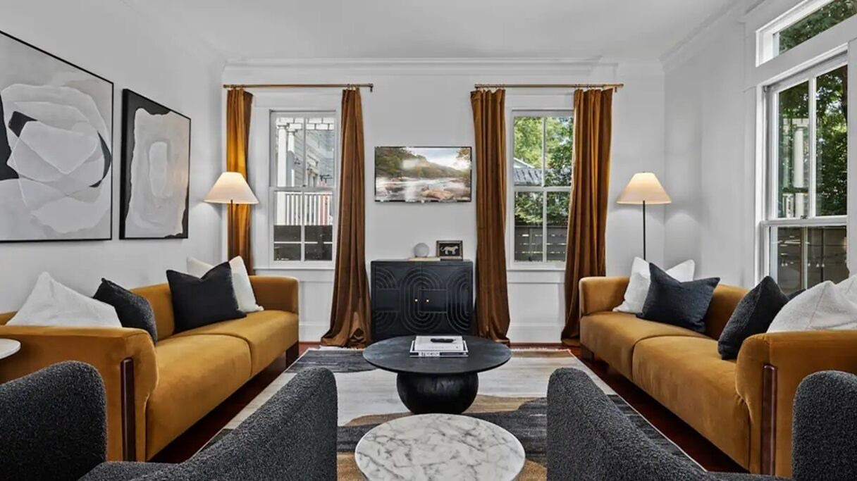 Photo of Livingroom in Del Ray