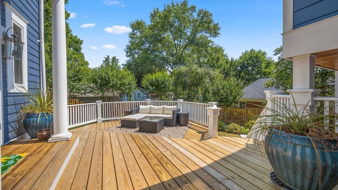 Photo of Patio Balcony in Del Ray