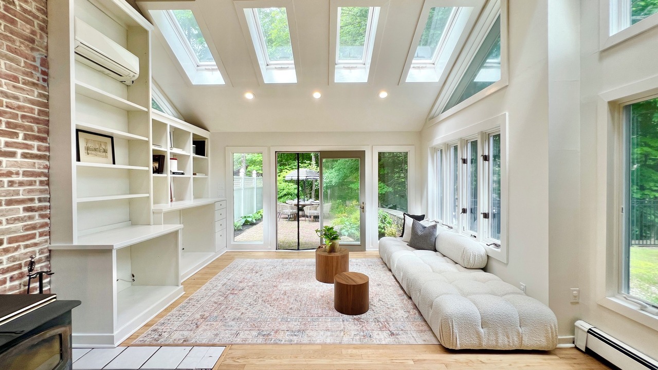 Photo of Livingroom in Redding Ridge
