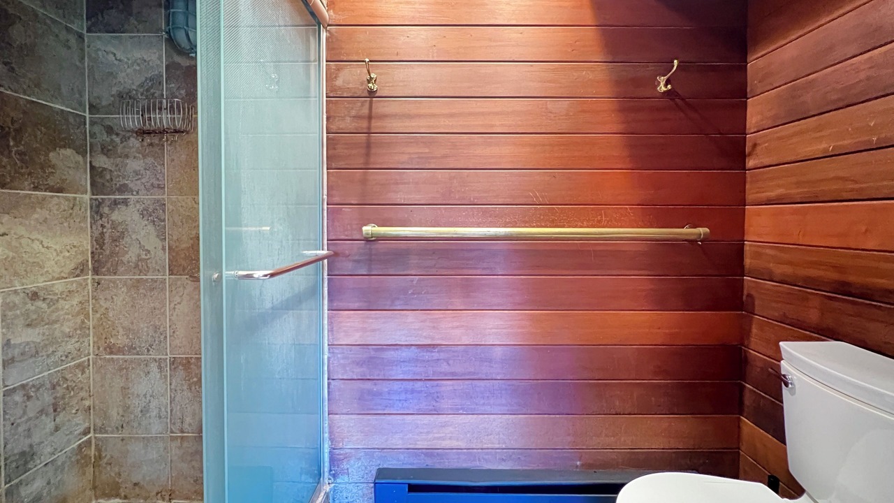 Photo of Bathroom in Redding Ridge