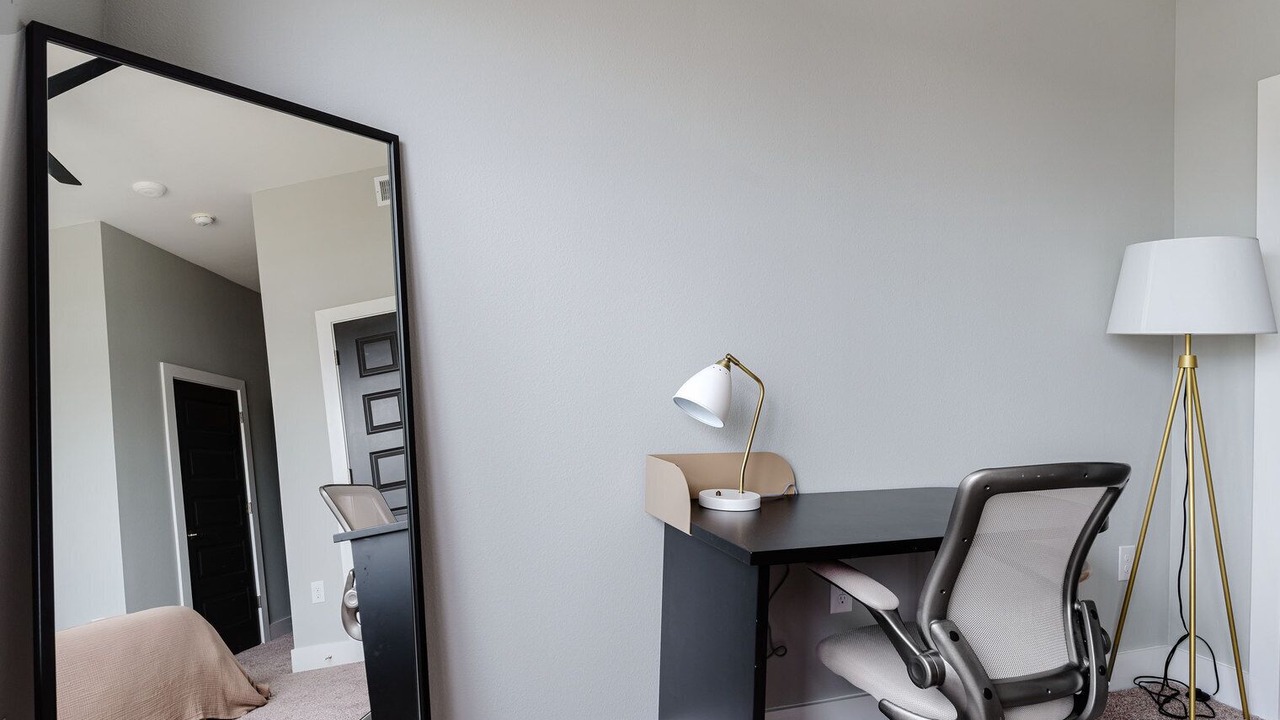 Photo of Bedroom in McNeil