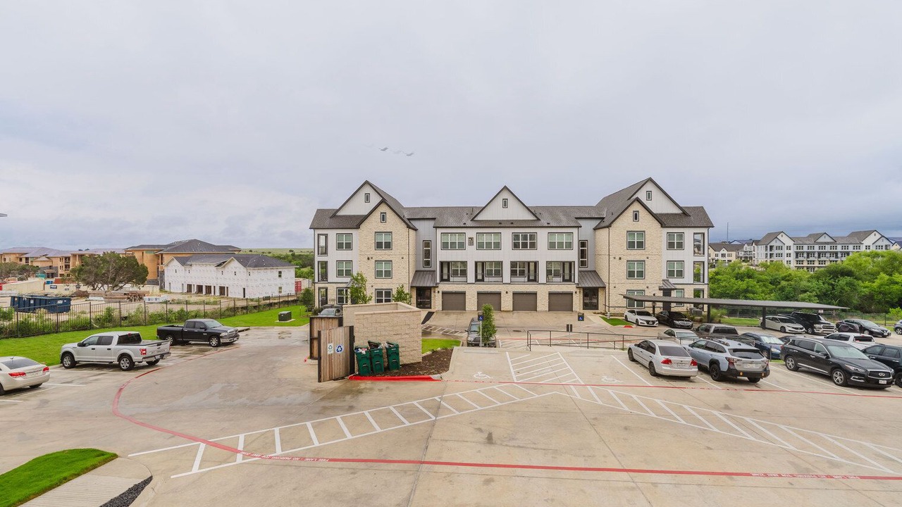 Photo of Outdoor in McNeil