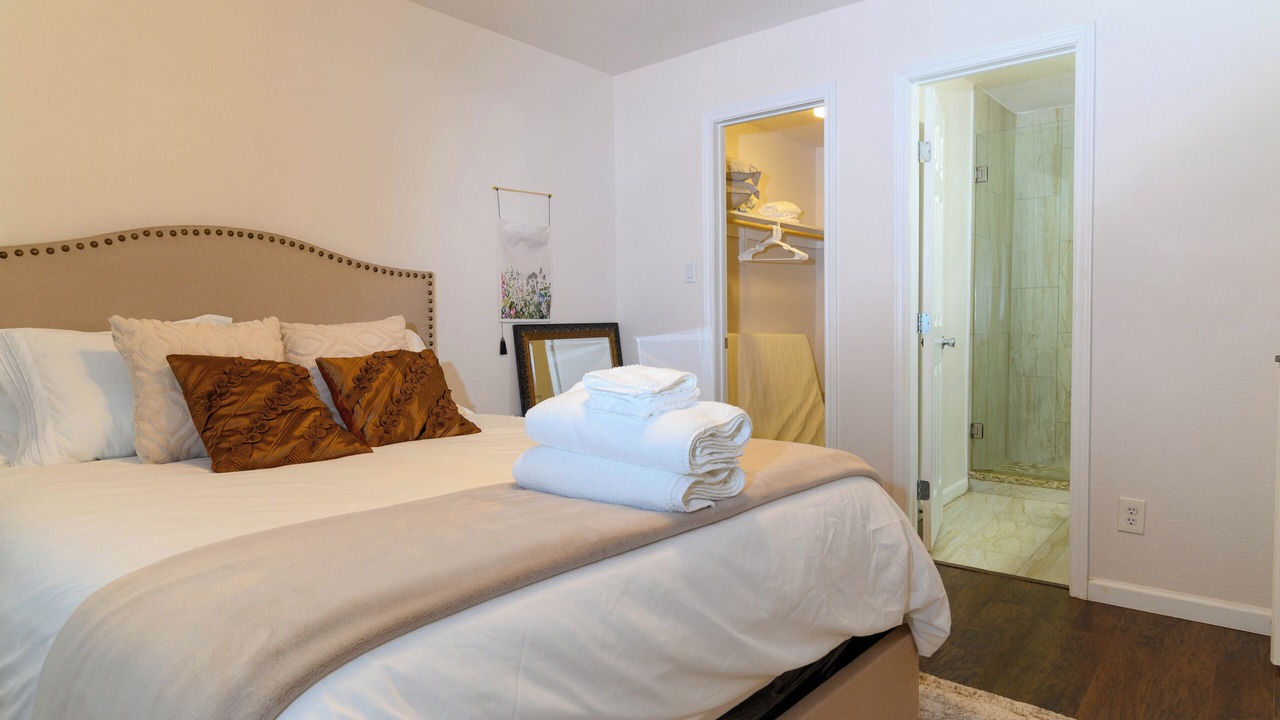 Photo of Bedroom in The Colony