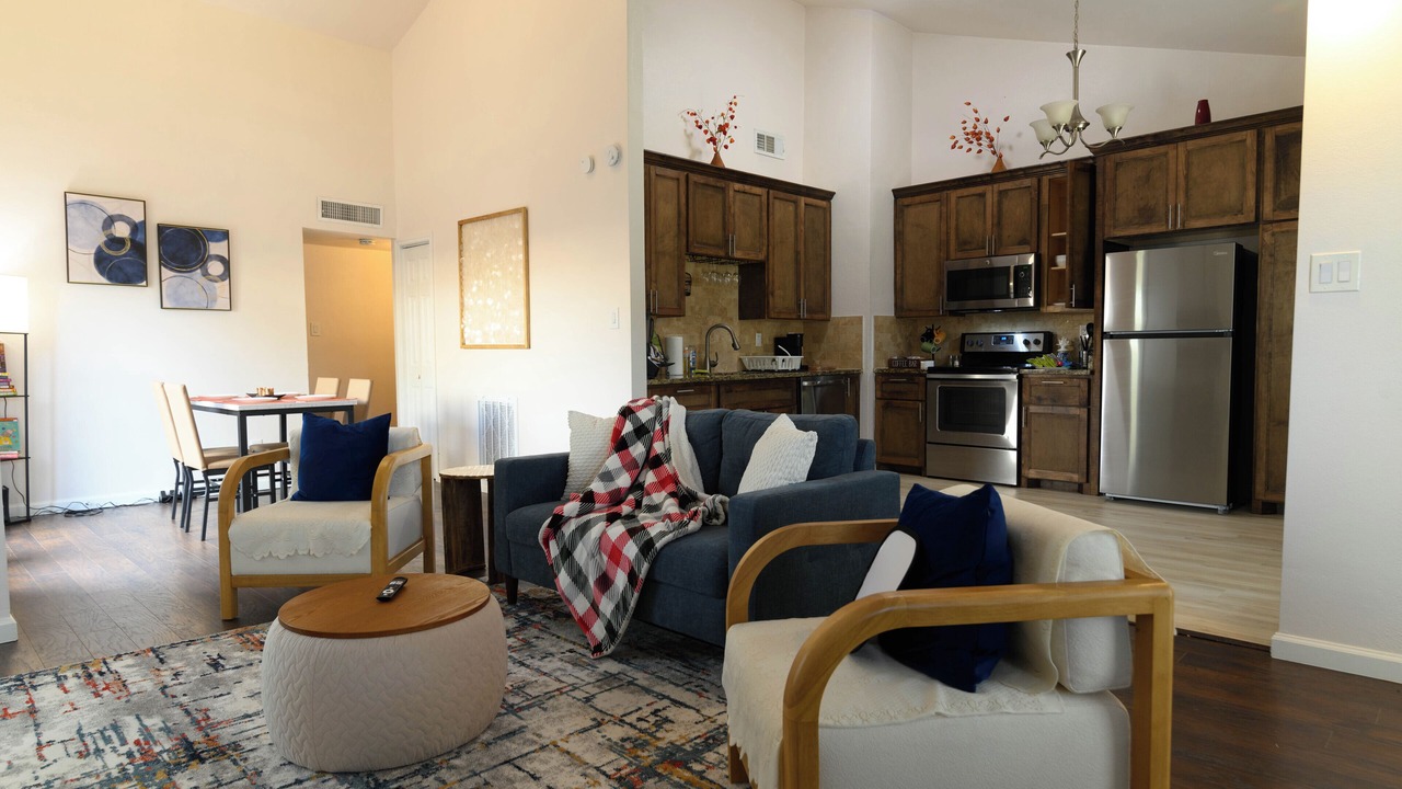 Photo of Livingroom in The Colony