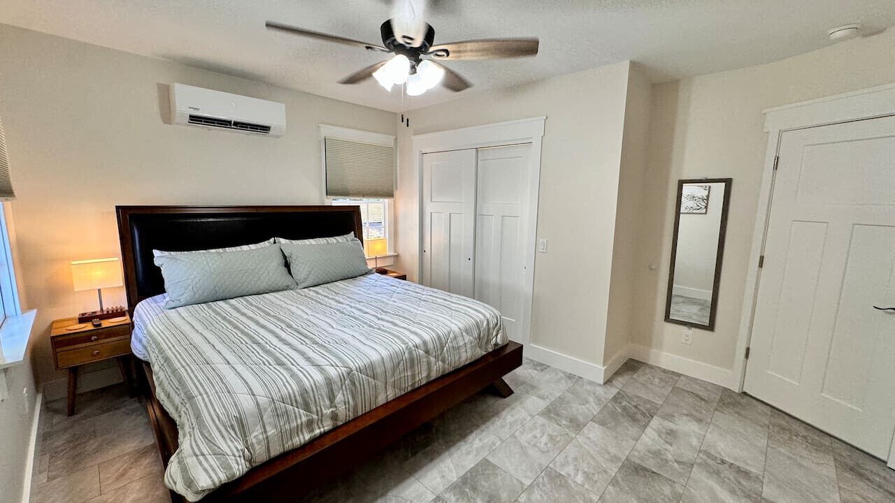 Photo of Bedroom in Uptown