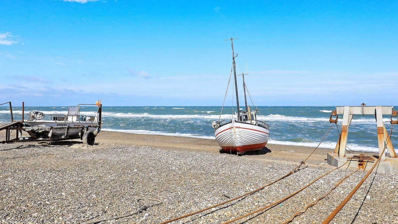 Photo of Others in Lild Strand