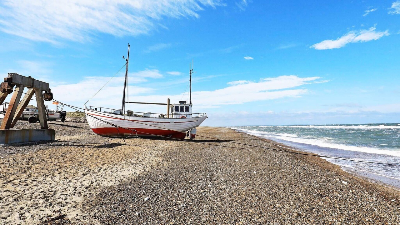 Photo of Others in Lild Strand