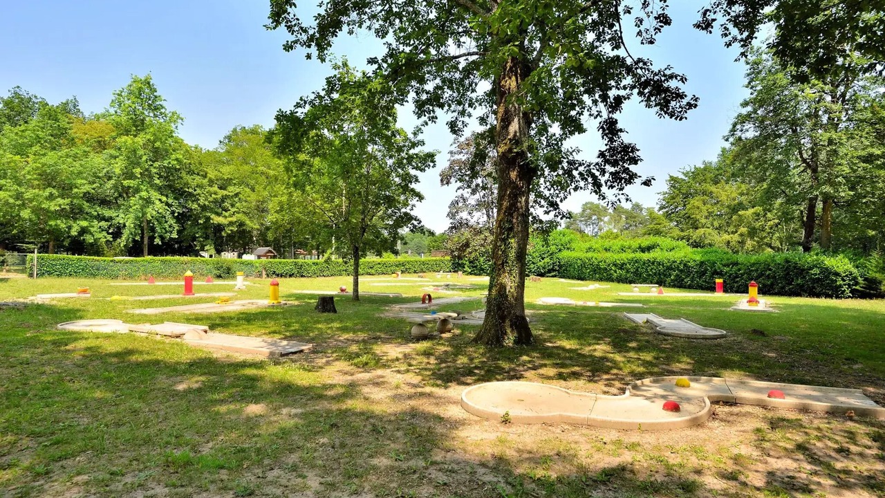 Photo of Outdoor in Combreux
