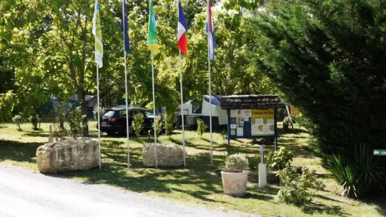 Photo of Outdoor in Devillac