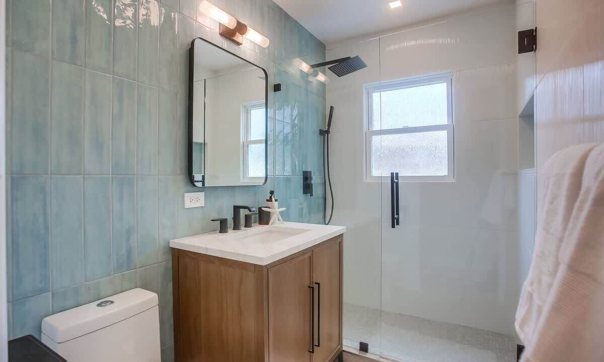Photo of Bathroom in Beach Barber Tract