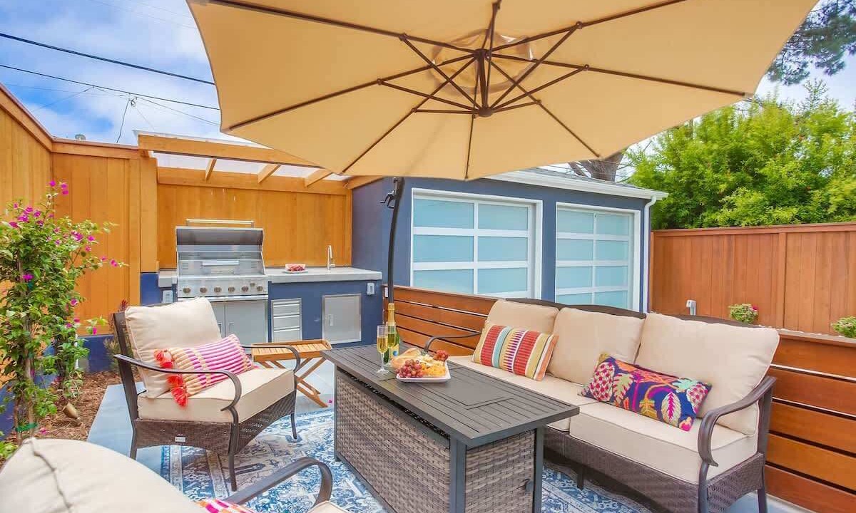 Photo of Patio Balcony in Beach Barber Tract