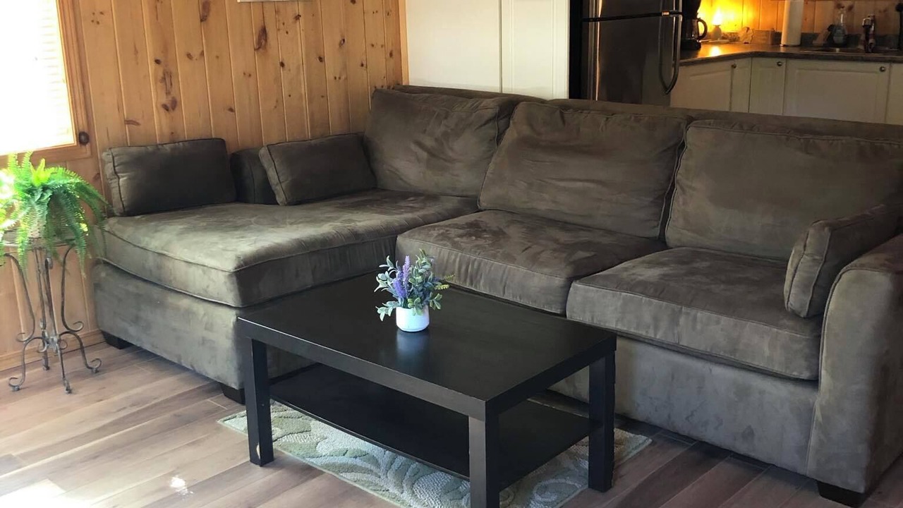 Photo of Livingroom in Grand Beach