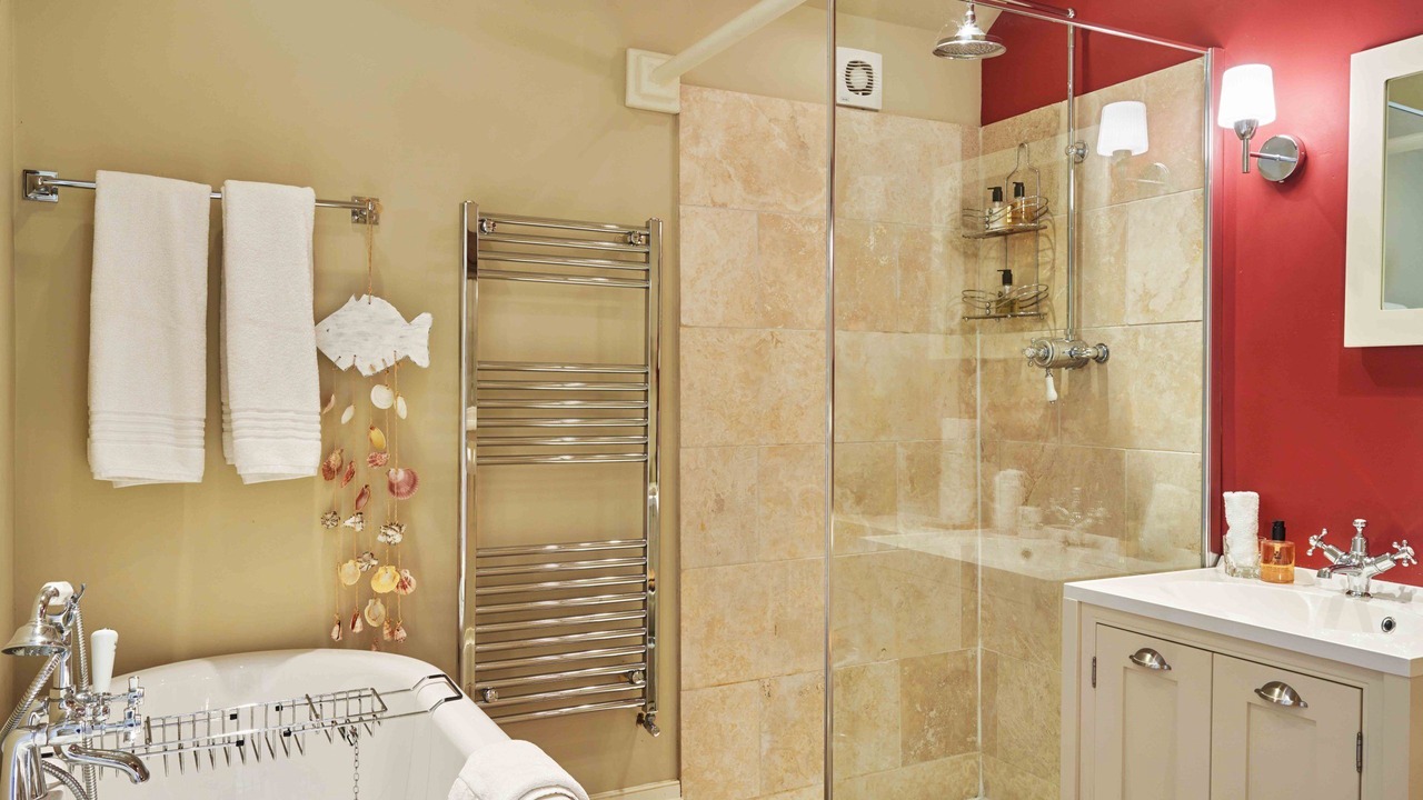 Photo of Bathroom in Horseman's Green