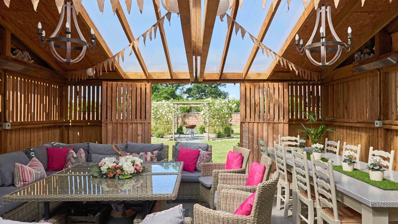 Photo of Outdoor in Horseman's Green