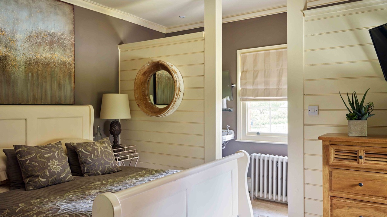 Photo of Bedroom in Horseman's Green