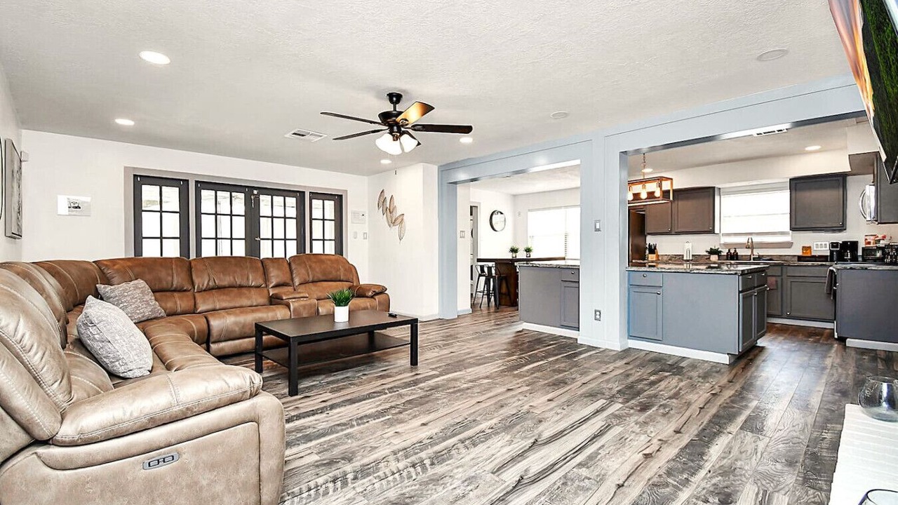 Photo of Livingroom in Barker