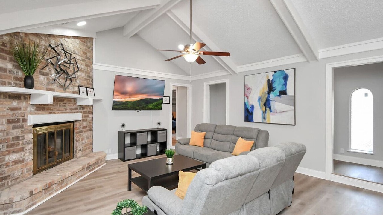 Photo of Livingroom in Humble