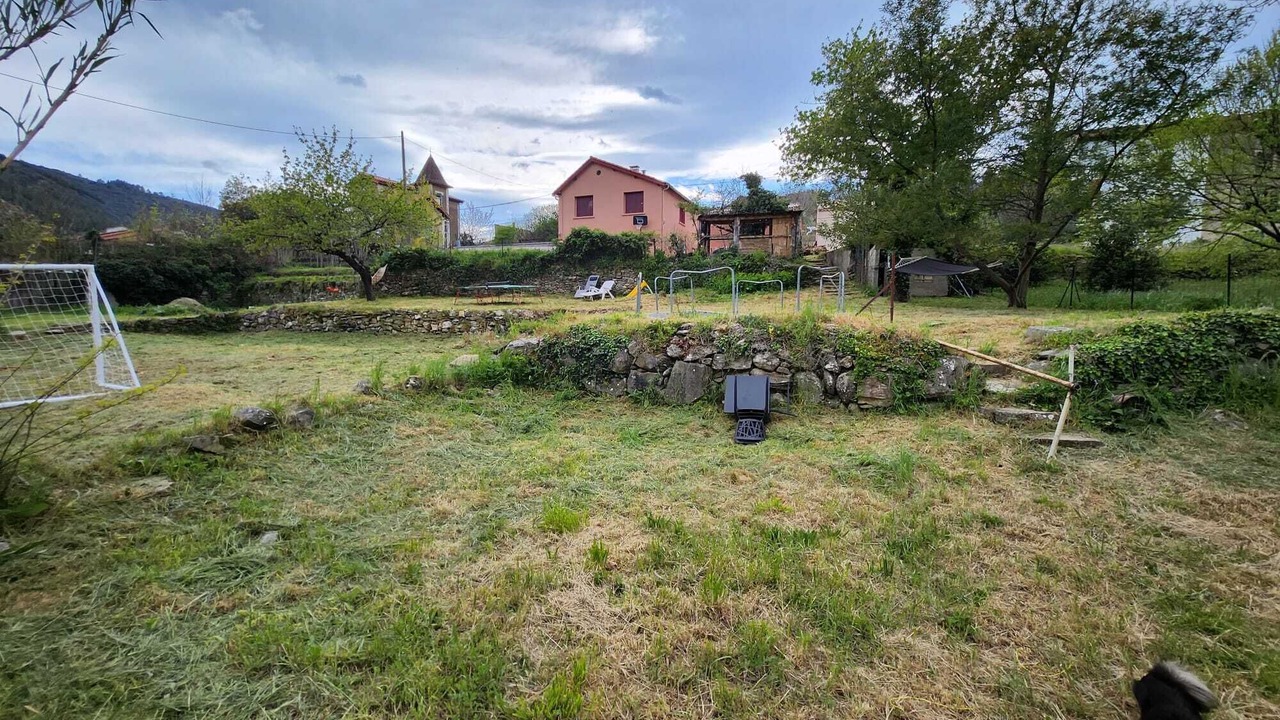 Photo of Outdoor in Premian