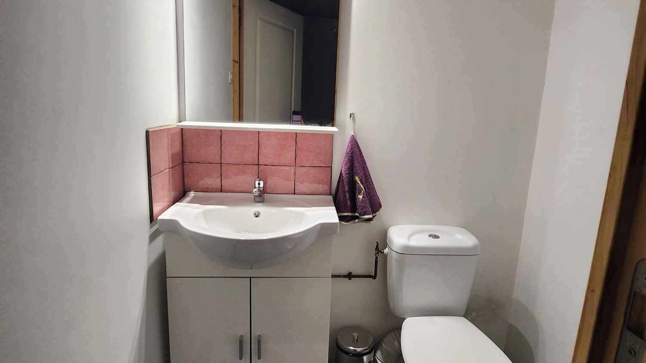 Photo of Bathroom in Premian