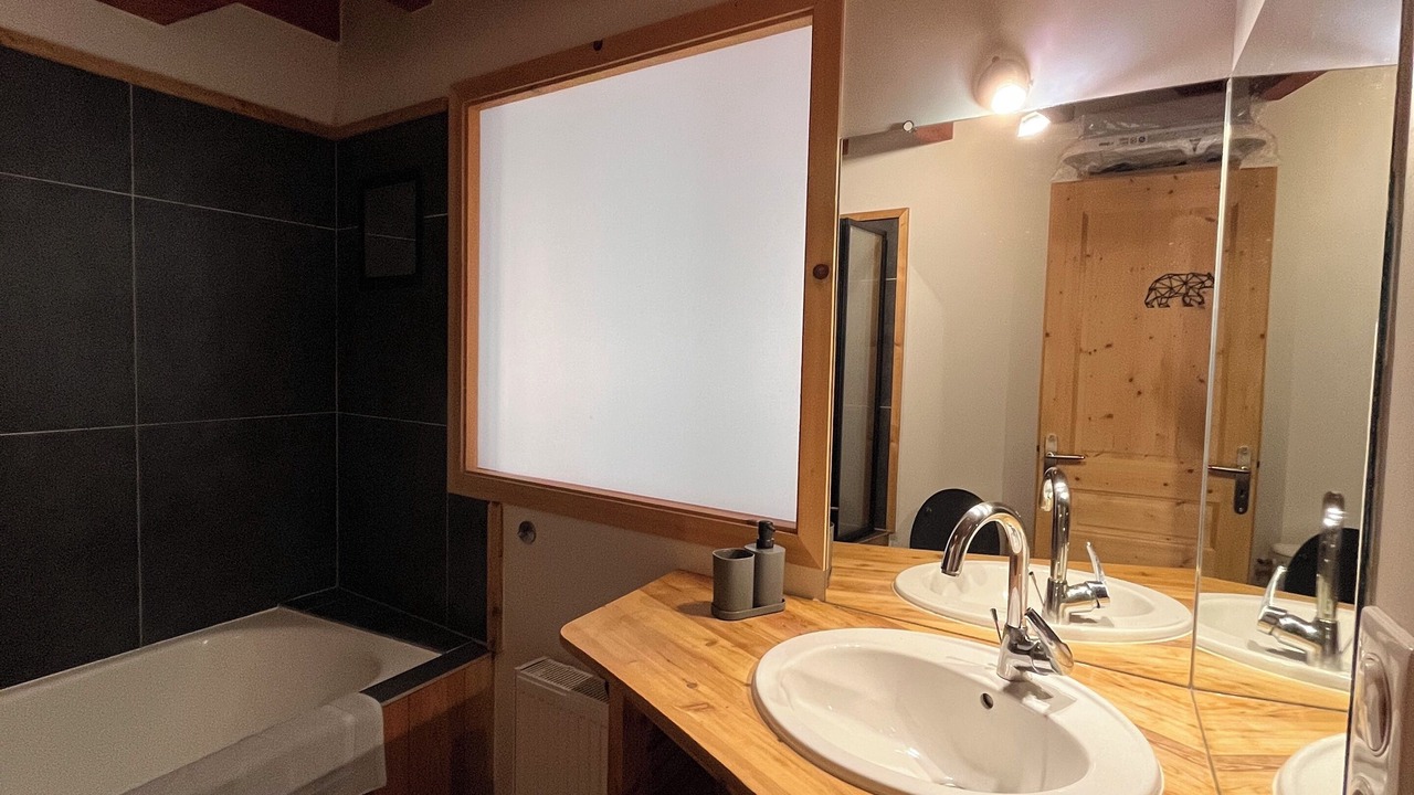 Photo of Bathroom in Saint-Pierre-d'Entremont