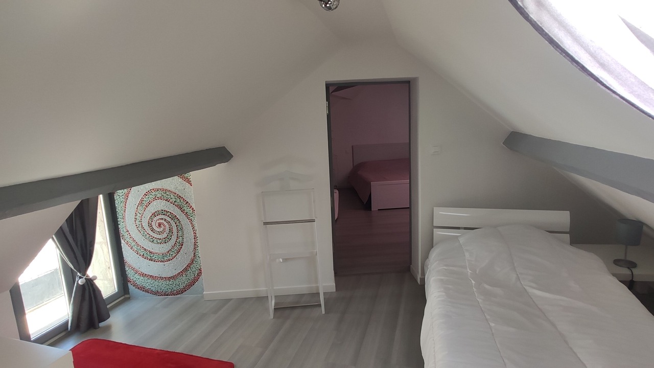 Photo of Bedroom in La Chapelle-sur-Loire