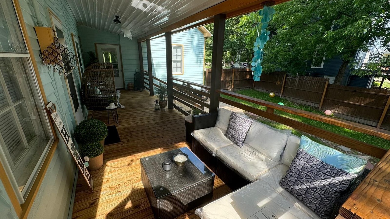 Photo of Patio Balcony in Boonville