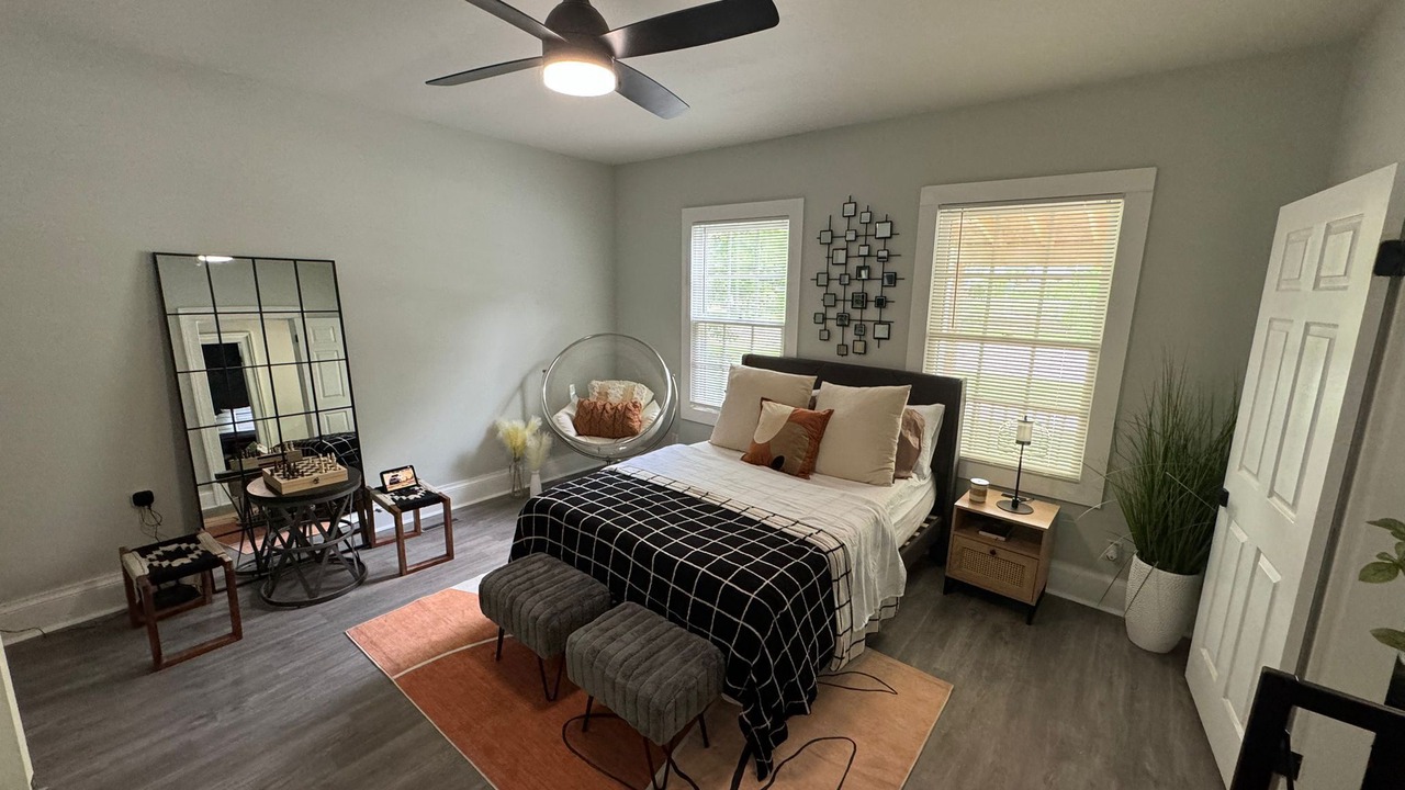 Photo of Bedroom in Boonville