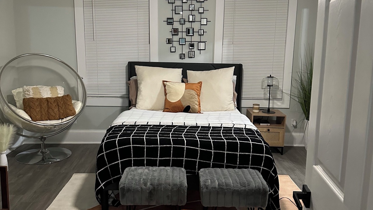 Photo of Bedroom in Boonville