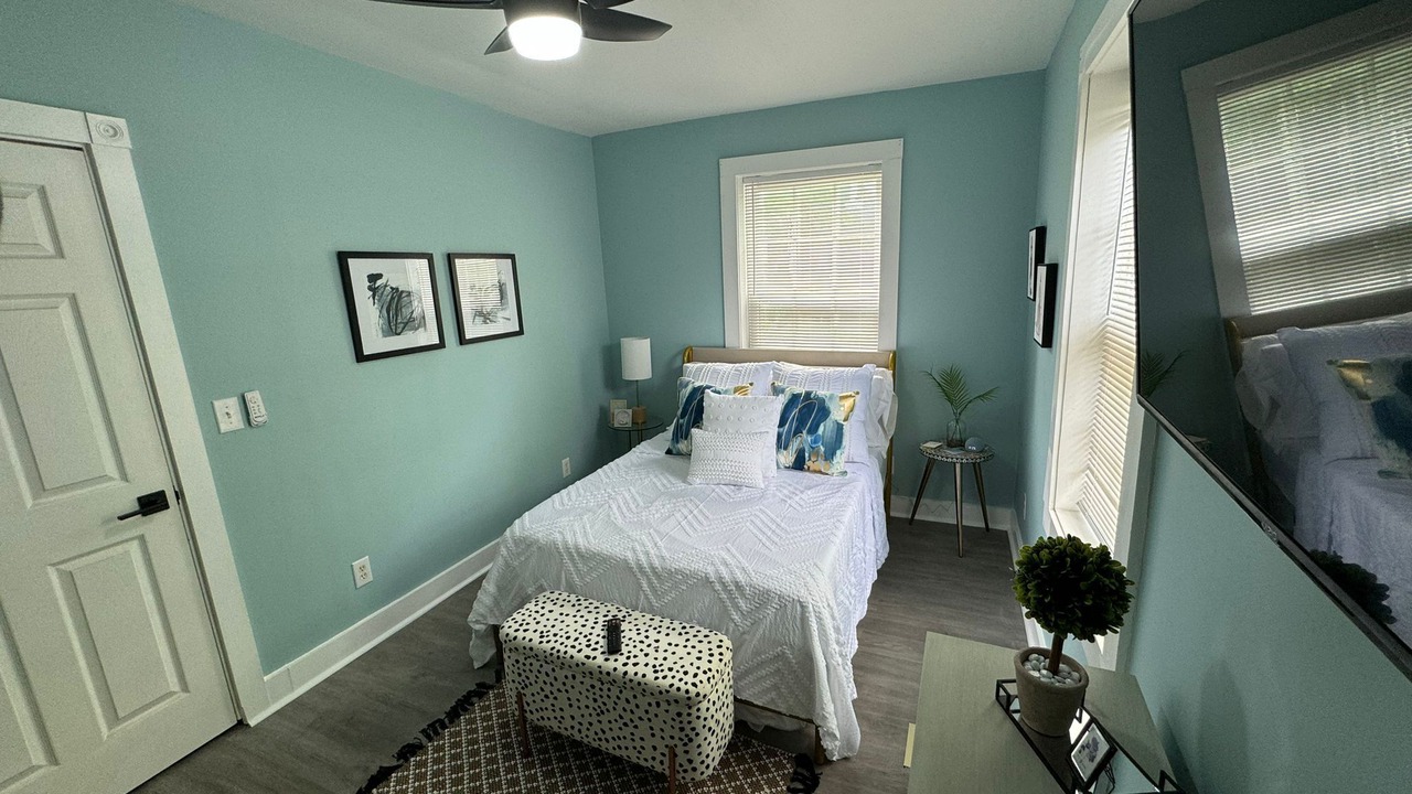 Photo of Bedroom in Boonville