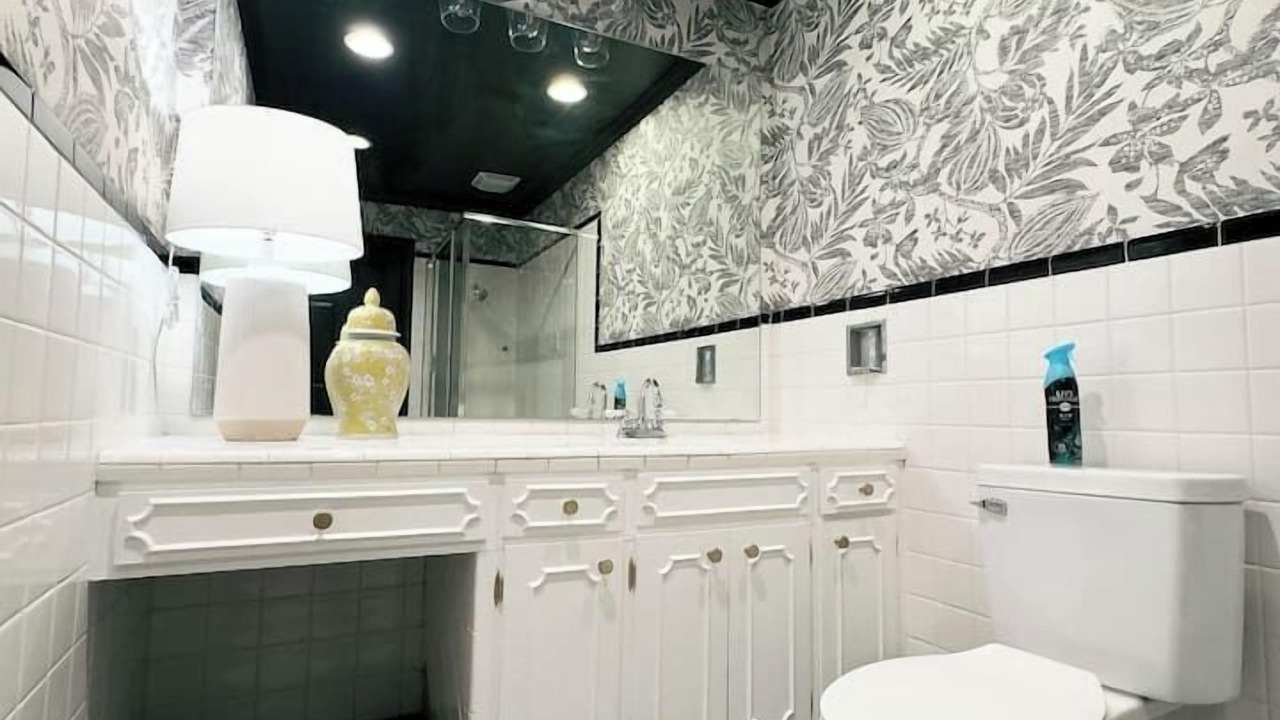 Photo of Bathroom in Fort Payne
