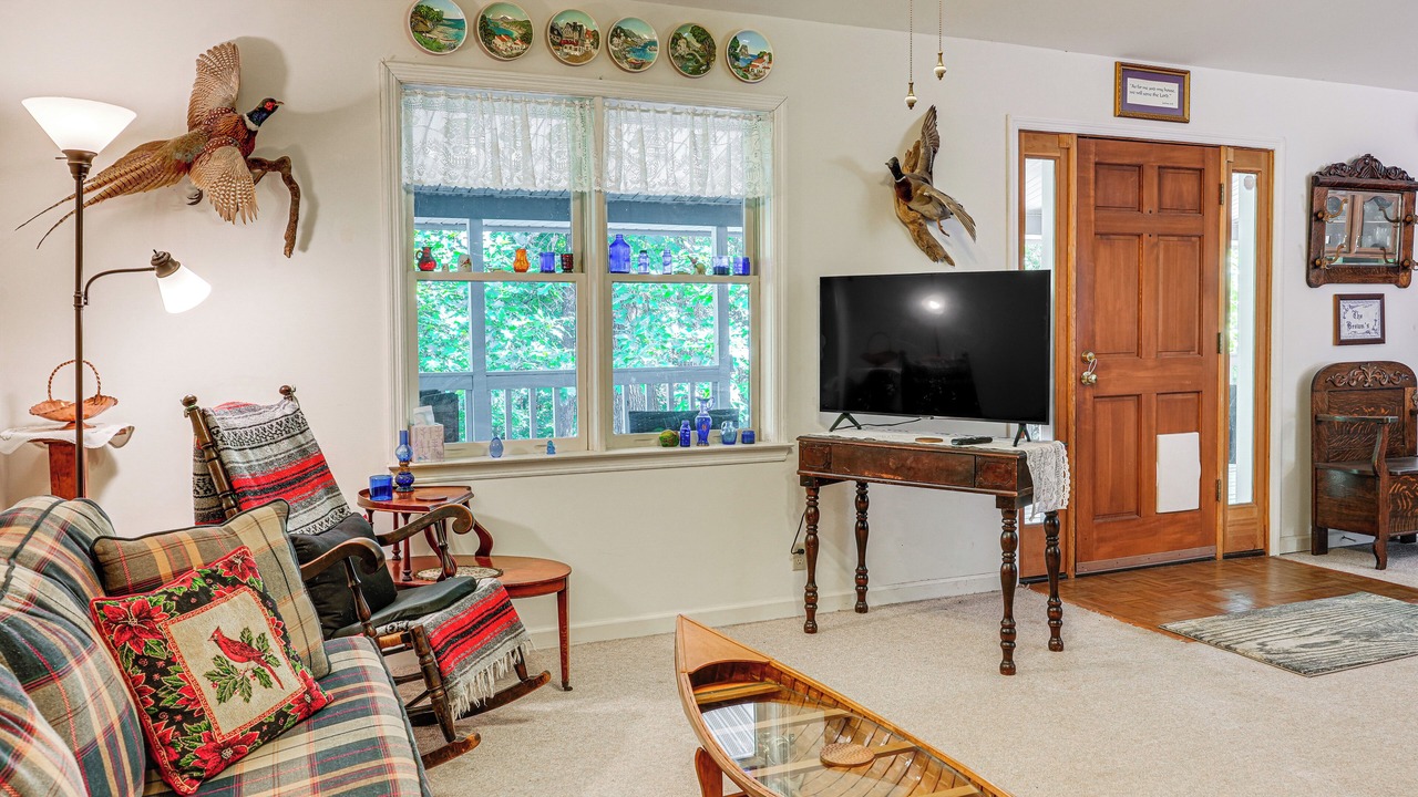 Photo of Livingroom in Harrison