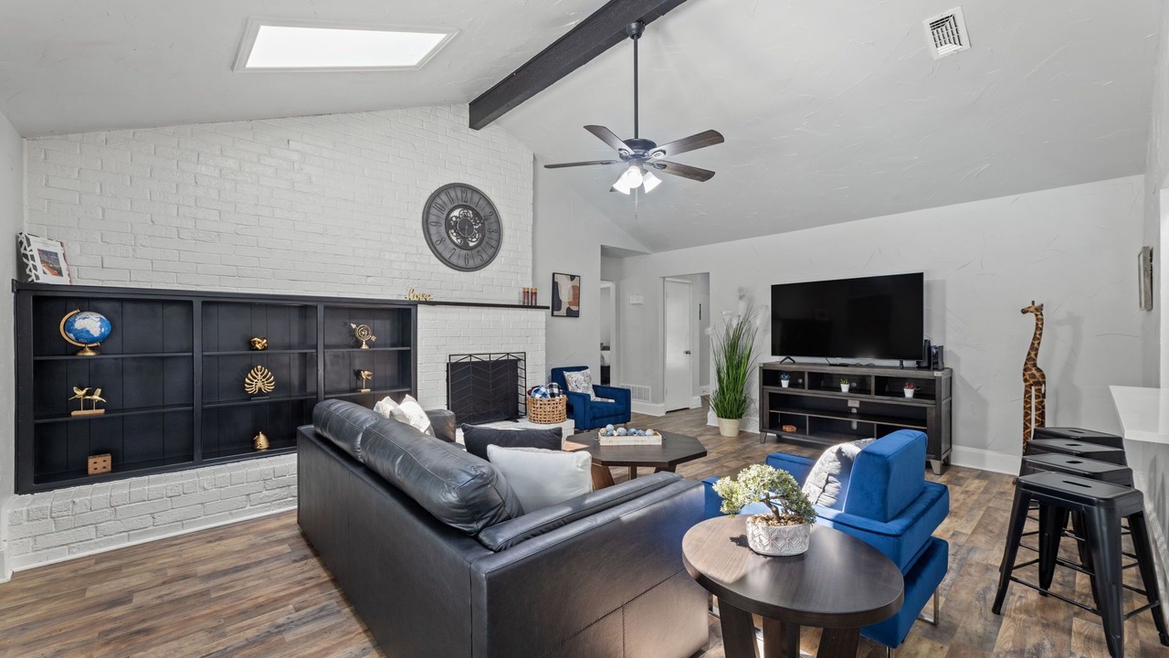 Photo of Livingroom in Bedford