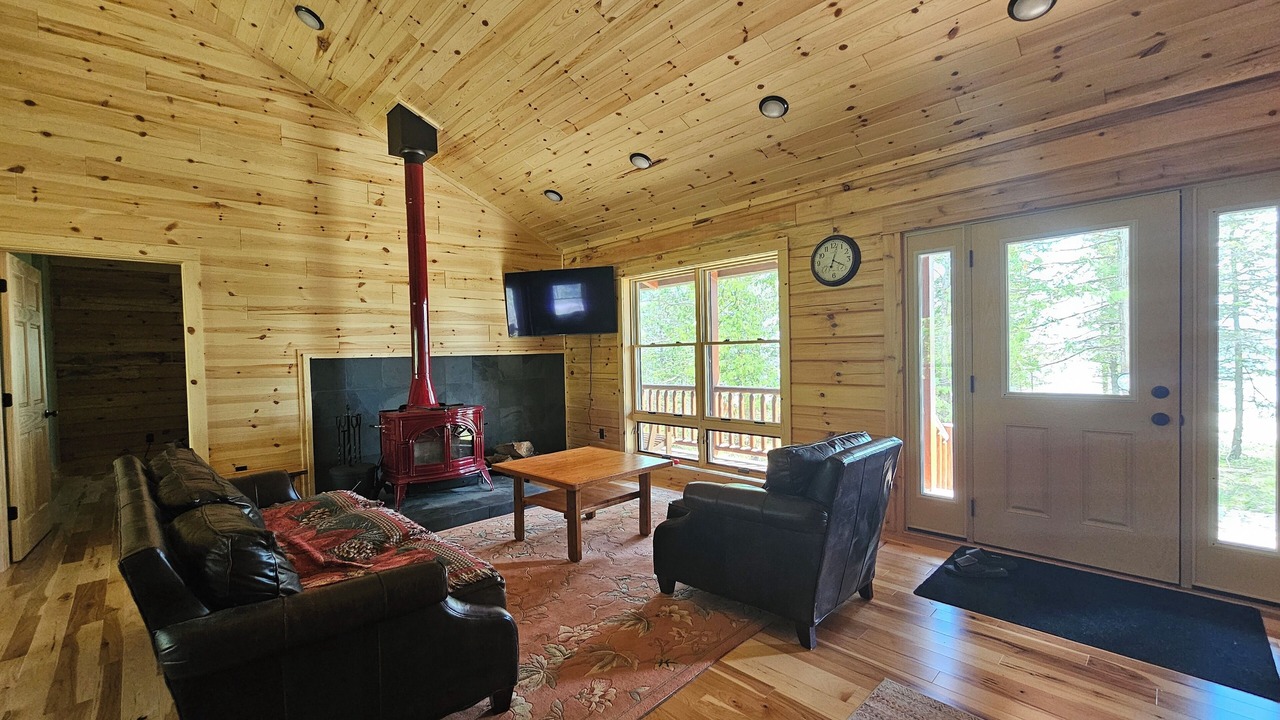 Photo of Livingroom in Alpena