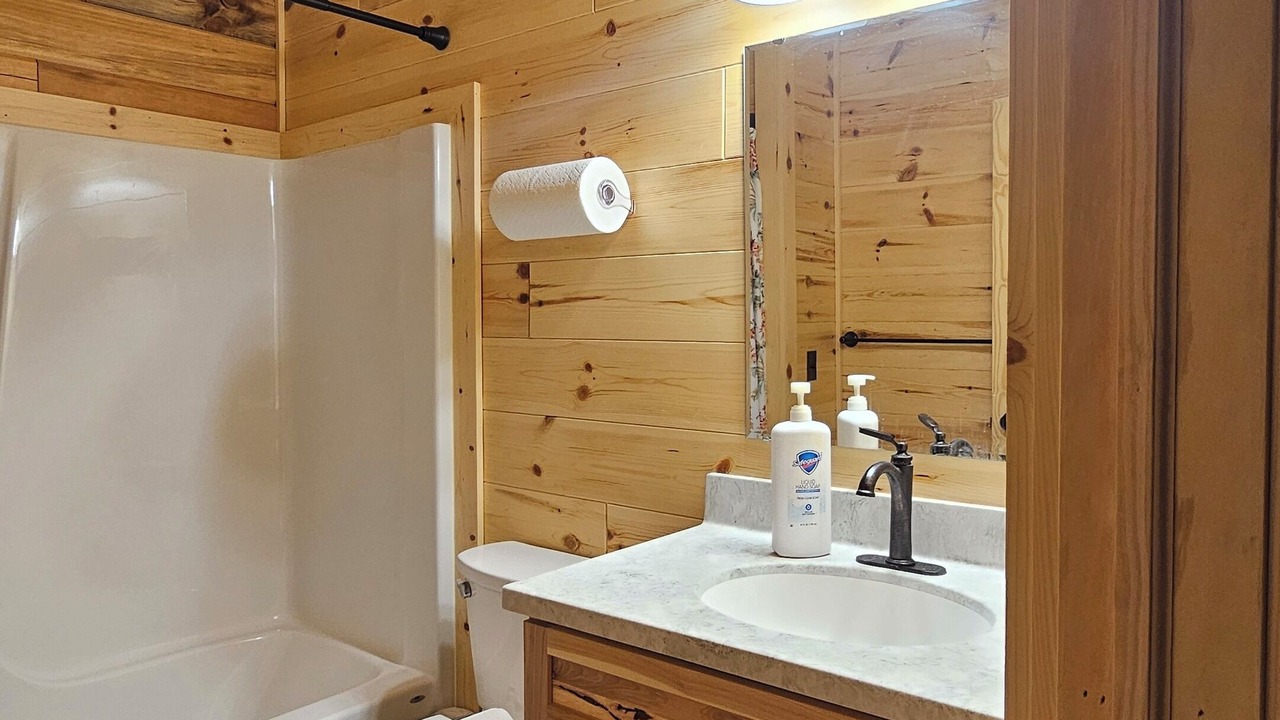 Photo of Bathroom in Alpena