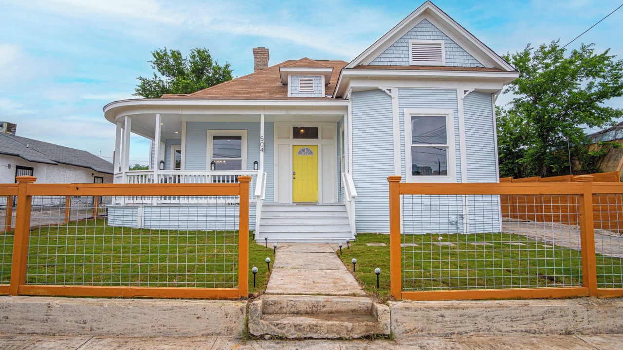 Photo of Outdoor in Near East Side