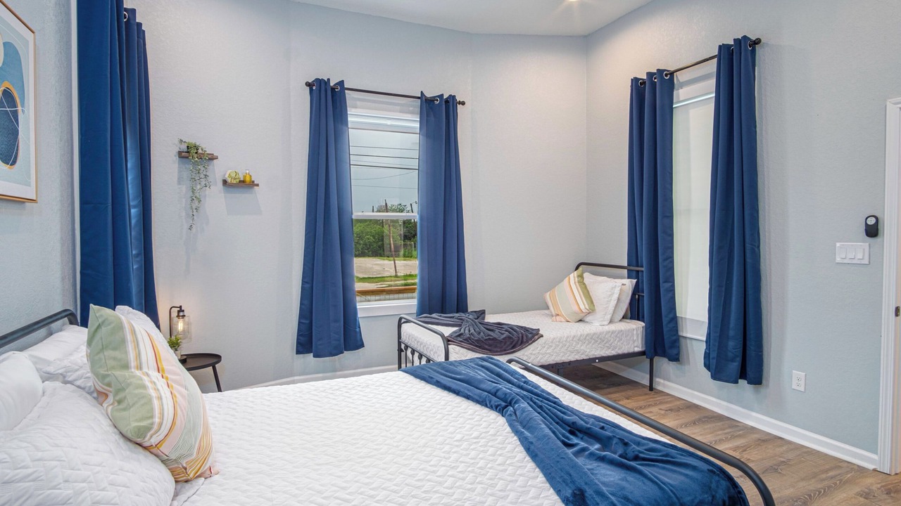 Photo of Bedroom in Near East Side
