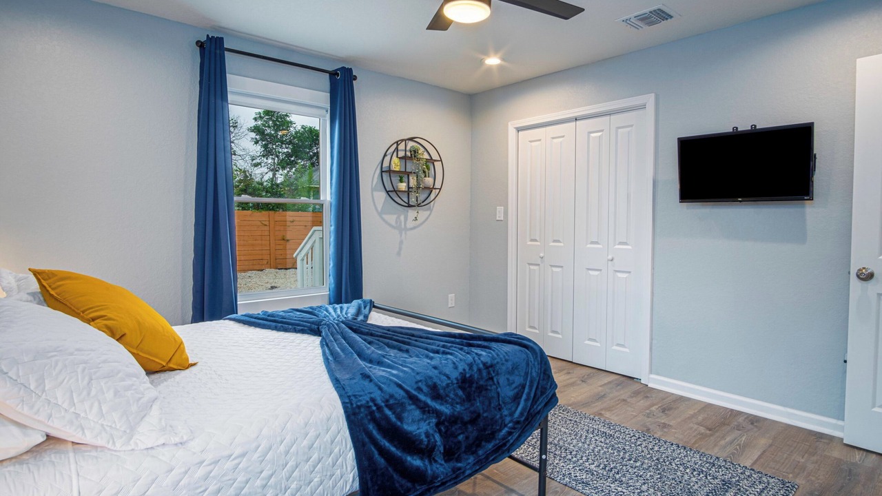 Photo of Bedroom in Near East Side